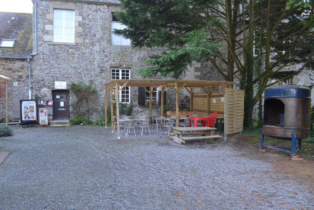 Domaine De L'Aumone Hotel Cherrueix Exterior photo